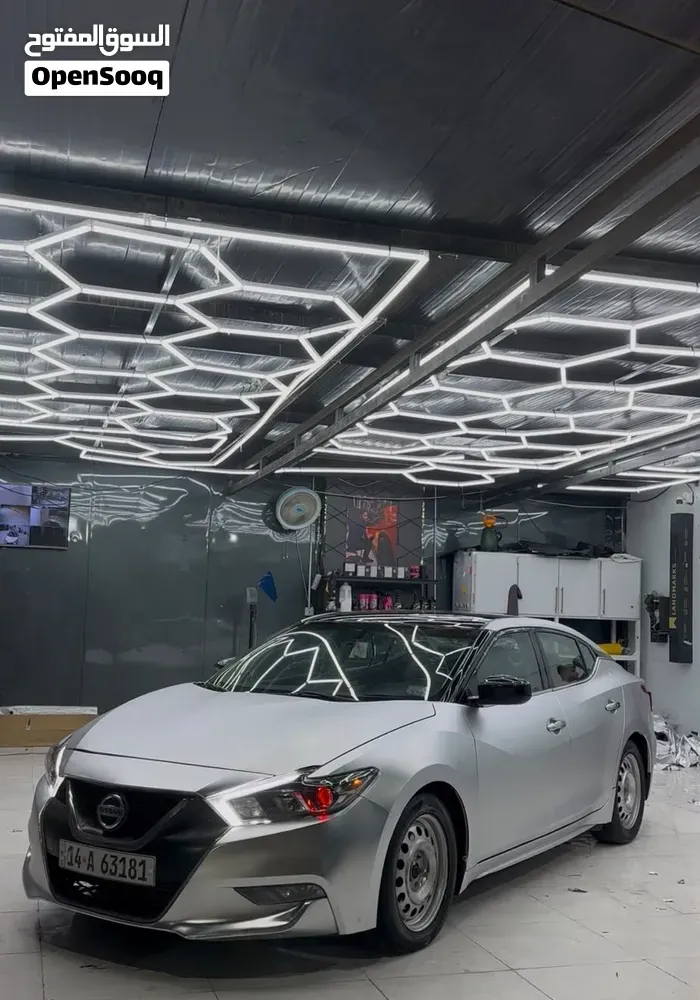 Nissan Maxima