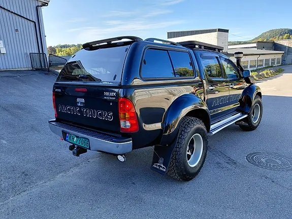 Toyota Hilux 2010 photo 3