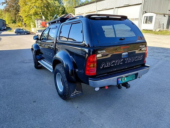 Toyota Hilux 2010 photo 4