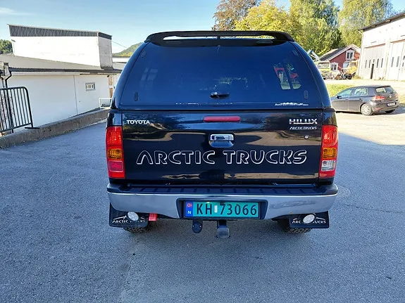 Toyota Hilux 2010 photo 5