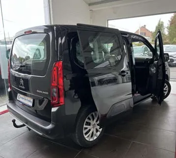 Citroen Berlingo 2023 photo 3