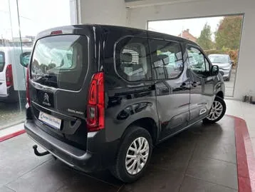 Citroen Berlingo 2023 photo 2