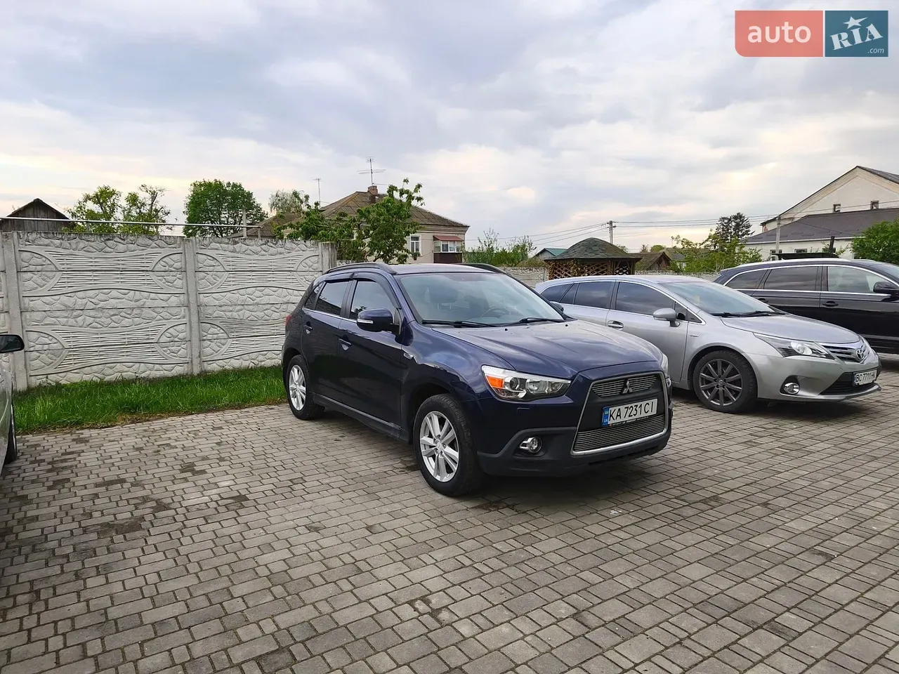 Mitsubishi Asx 2012 photo 2
