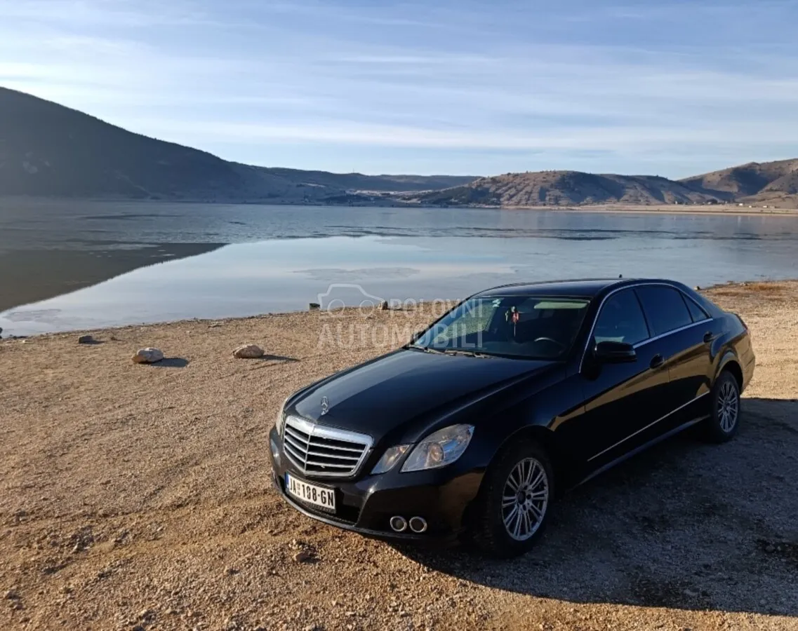 Mercedes-Benz E 220