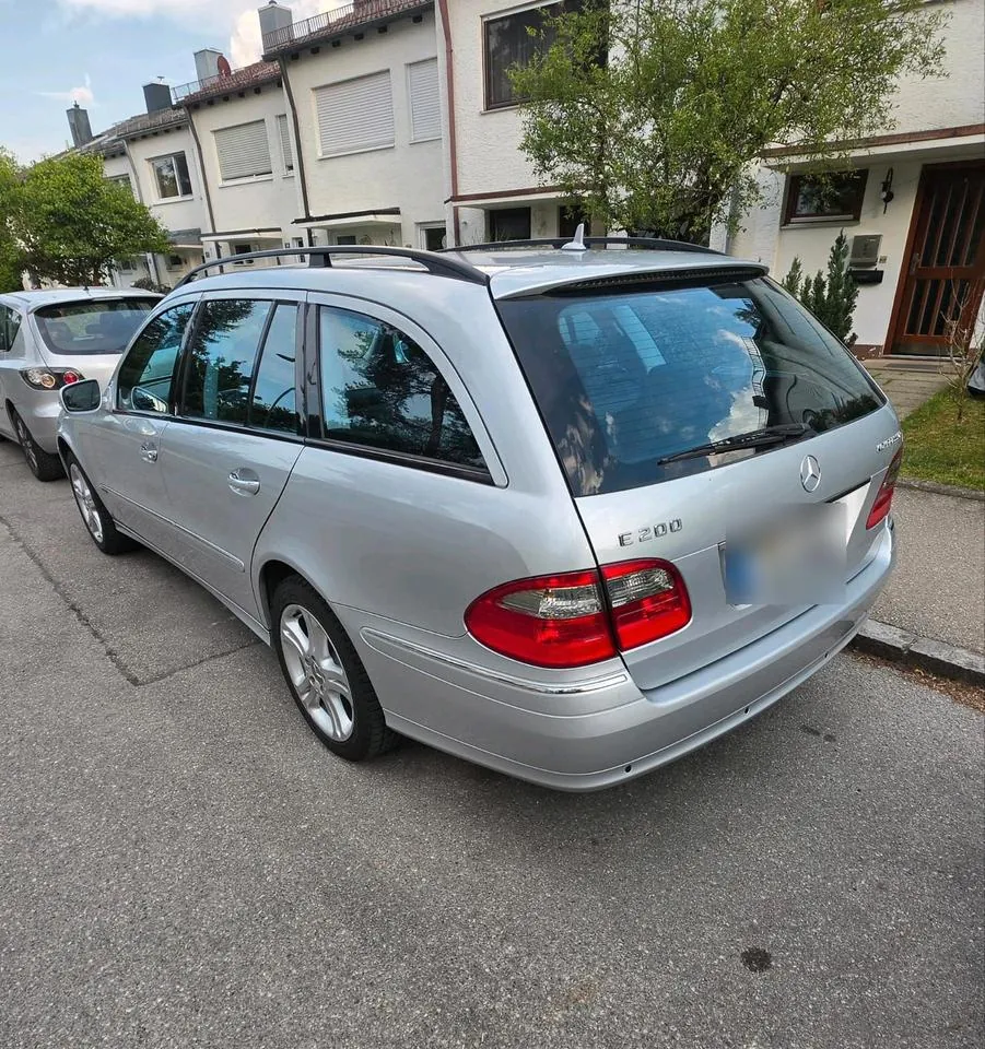 Mercedes-Benz E 200 Kompressor