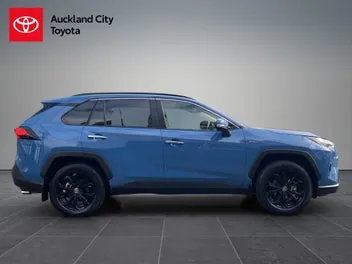 Toyota Rav4 2025 photo 3