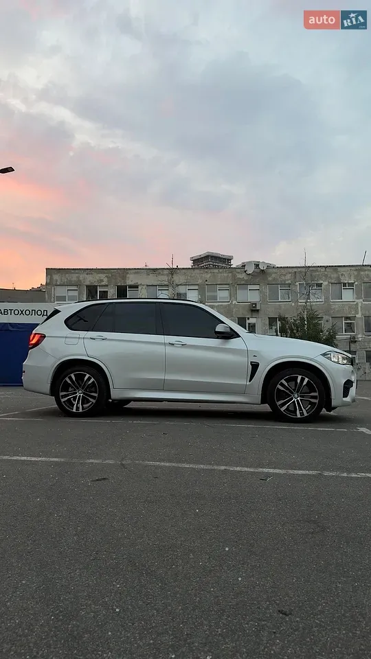 BMW X5 2015 photo 4