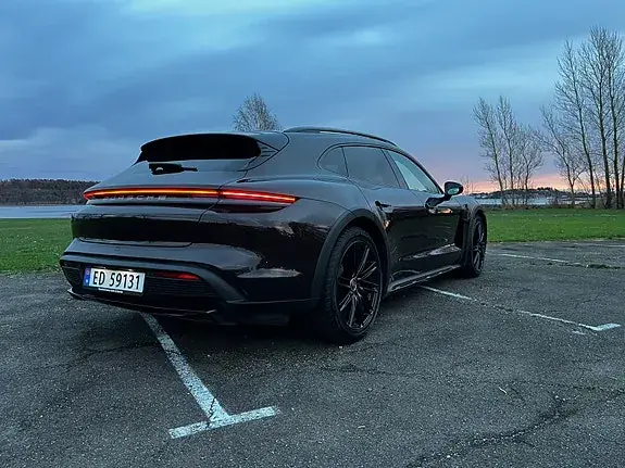 Porsche Taycan 4 2022 photo 5