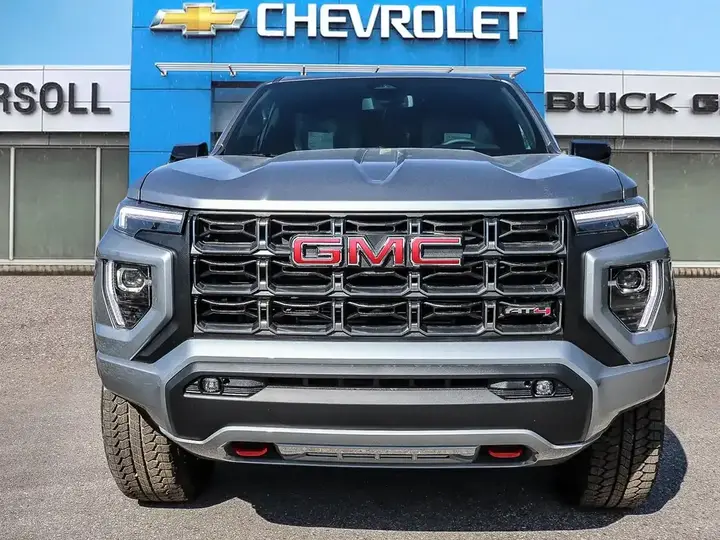 GMC Canyon 2026 photo 2