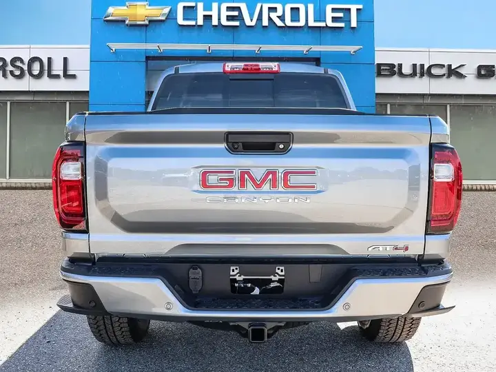 GMC Canyon 2026 photo 4
