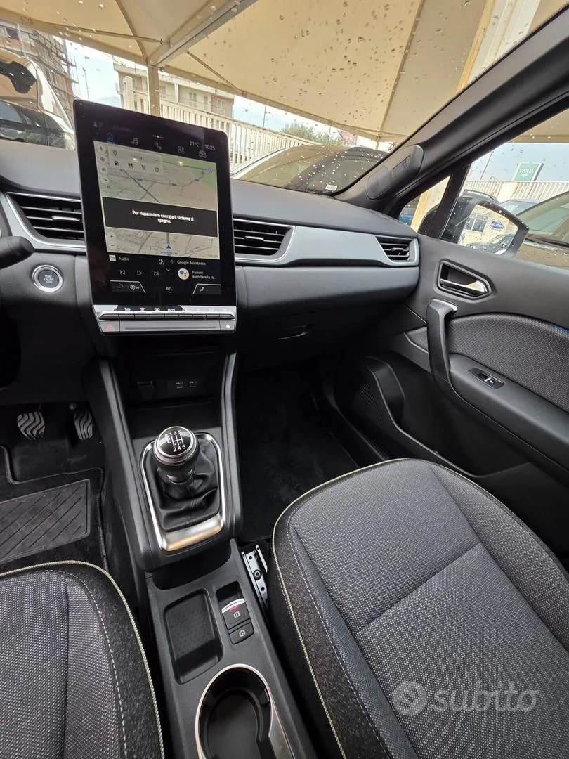 Renault Captur 2026 photo 4