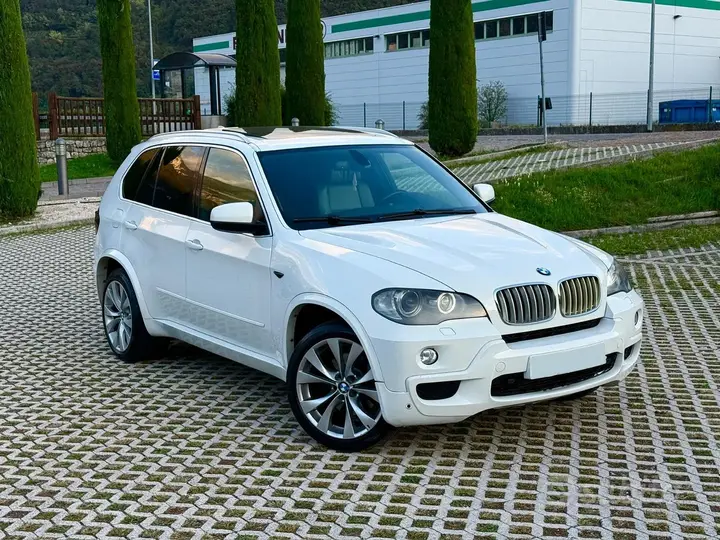 BMW X5 2007 photo 2