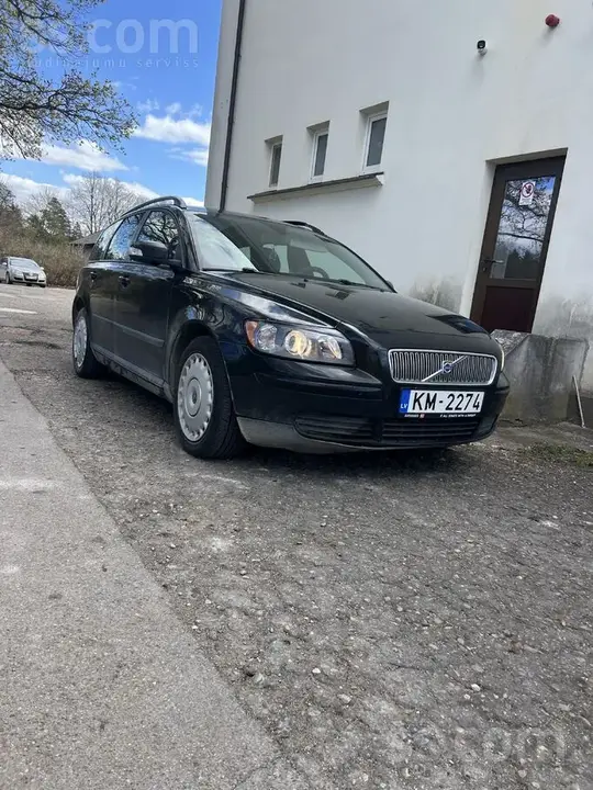 Volvo V50