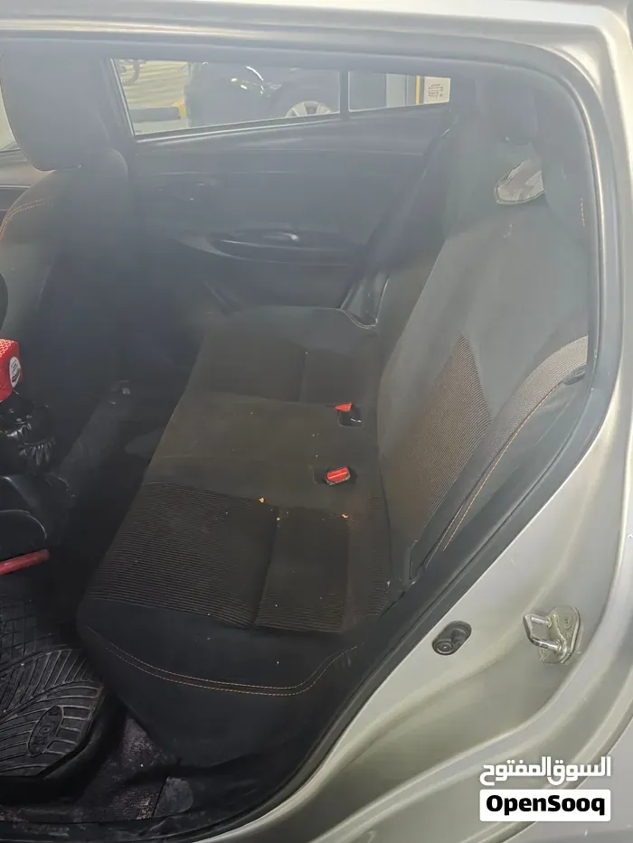 Toyota Yaris 2015 photo 3