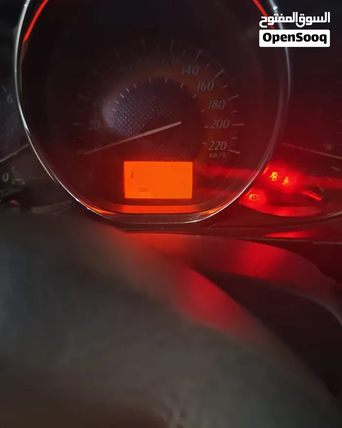 Toyota Yaris 2015 photo 2