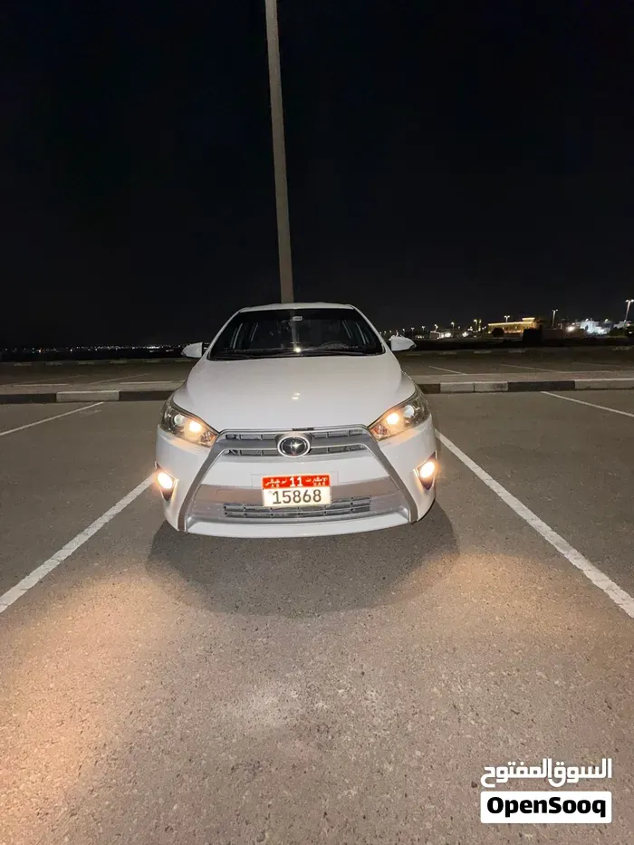Toyota Yaris 2015 photo 5