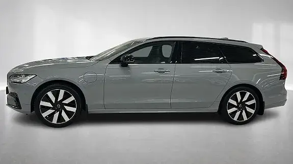 Volvo V90 2025 photo 3
