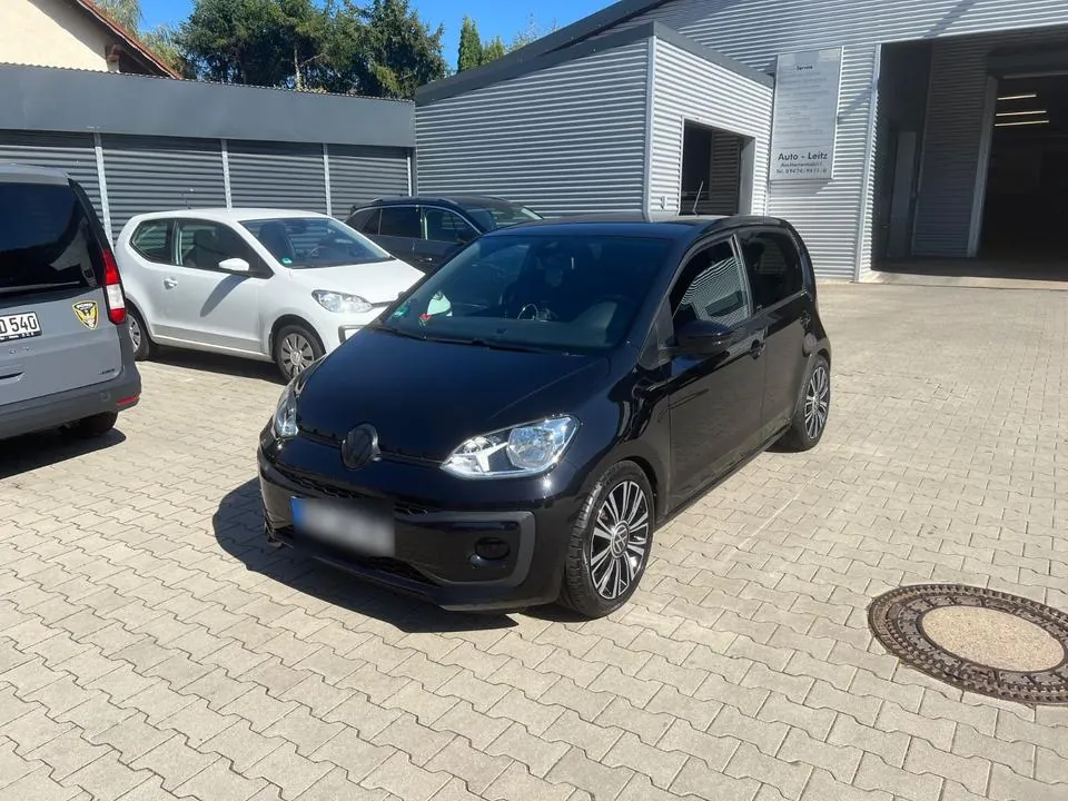Volkswagen Up