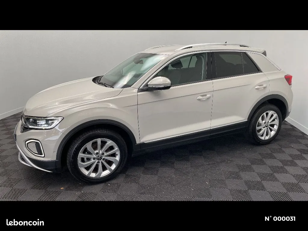 Volkswagen T-Roc 2022 photo 2