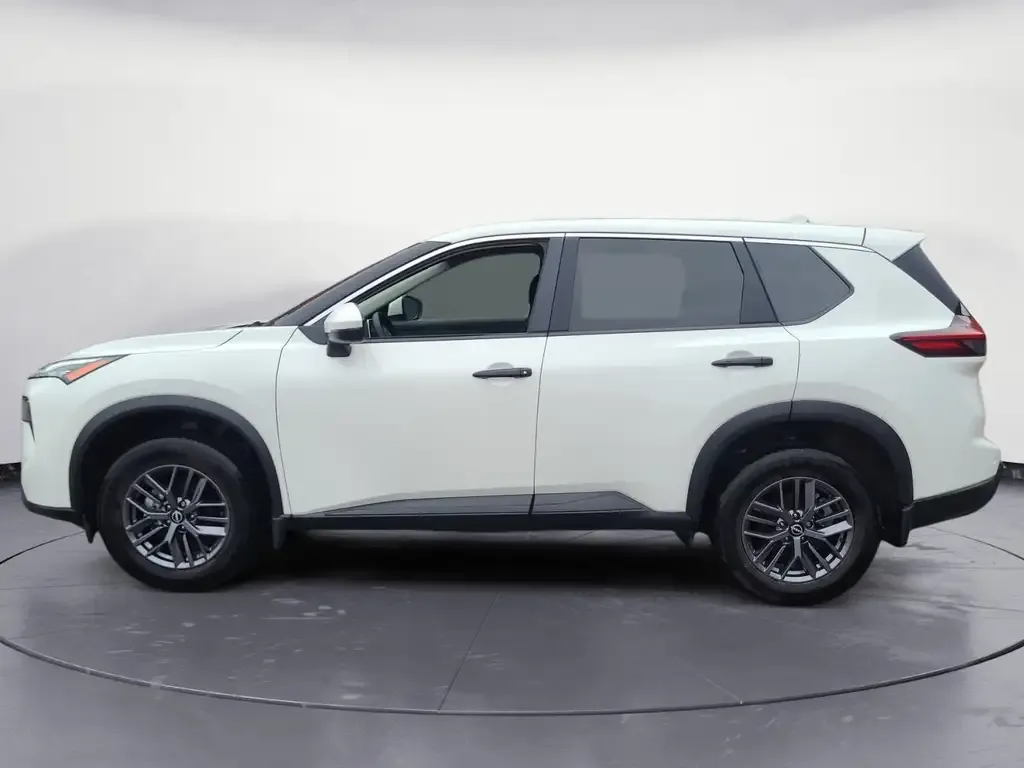 Nissan Rogue 2025 photo 2