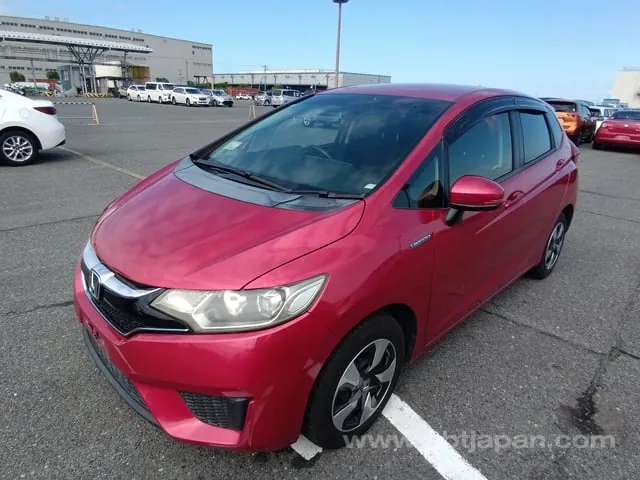 Honda Fit 2016 photo 2