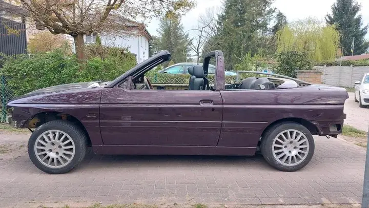 Ford Escort Cabrio