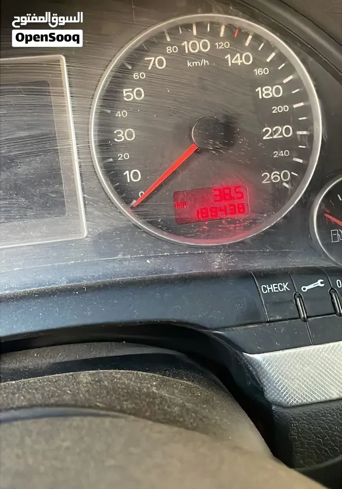 Audi A4 2008 photo 4