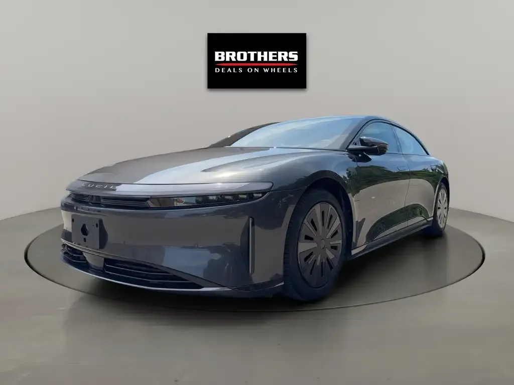 Lucid Air 2024 photo 3