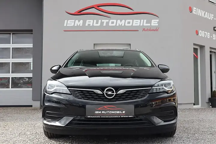Opel Astra 2019 photo 2