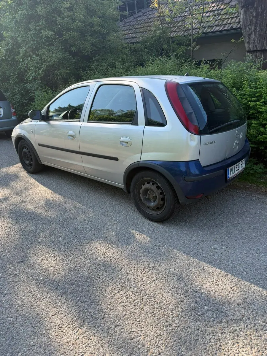 Opel Corsa 2005 photo 2
