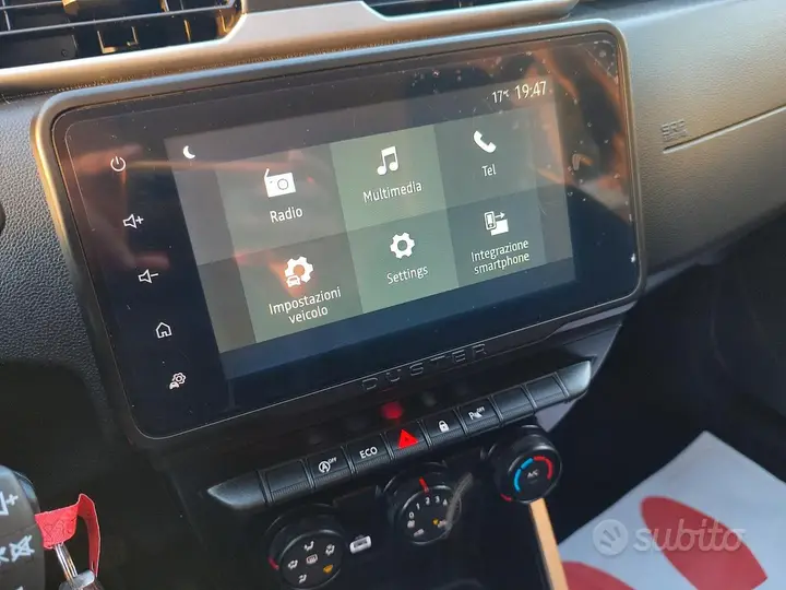 Dacia Duster 2023 photo 2