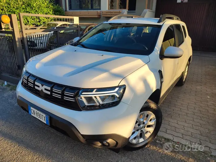 Dacia Duster 2023 photo 3