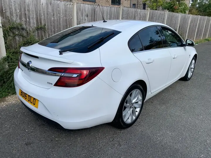 Vauxhall Insignia 2016 photo 5