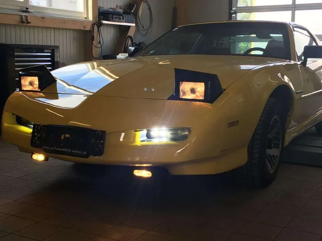 Pontiac Firebird 1992 photo 3
