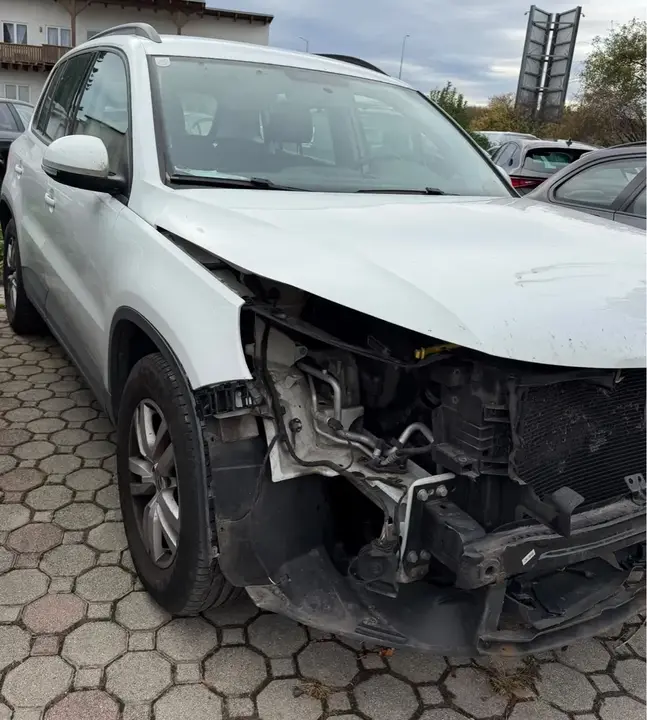 Volkswagen Tiguan 2015 photo 2