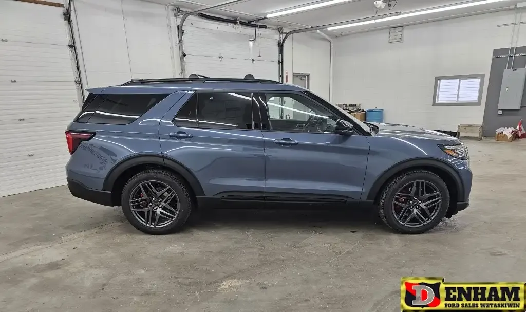 Ford Explorer 2026 photo 5