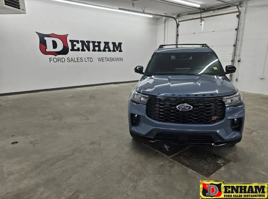 Ford Explorer 2026 photo 3