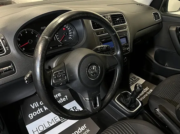 Volkswagen Polo 2011 photo 5