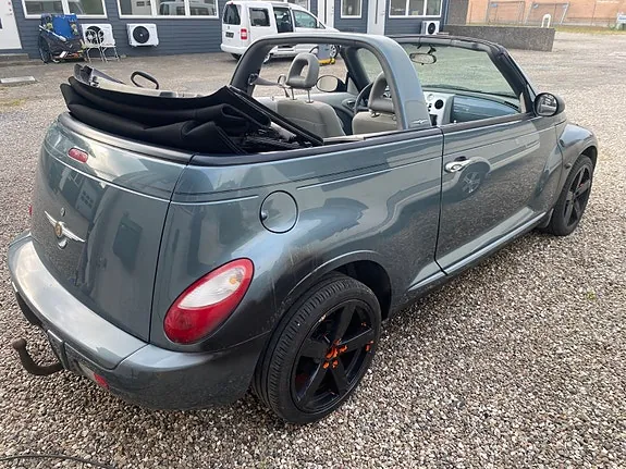 Chrysler Pt Cruiser 2006 photo 2