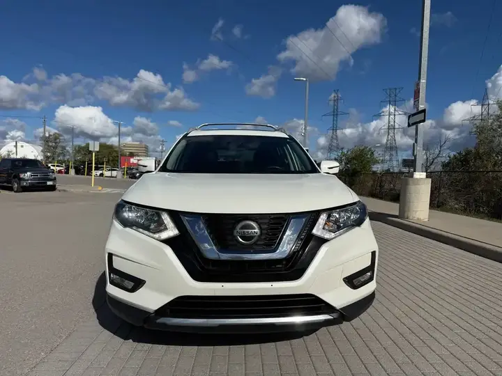 Nissan Rogue 2018 photo 2