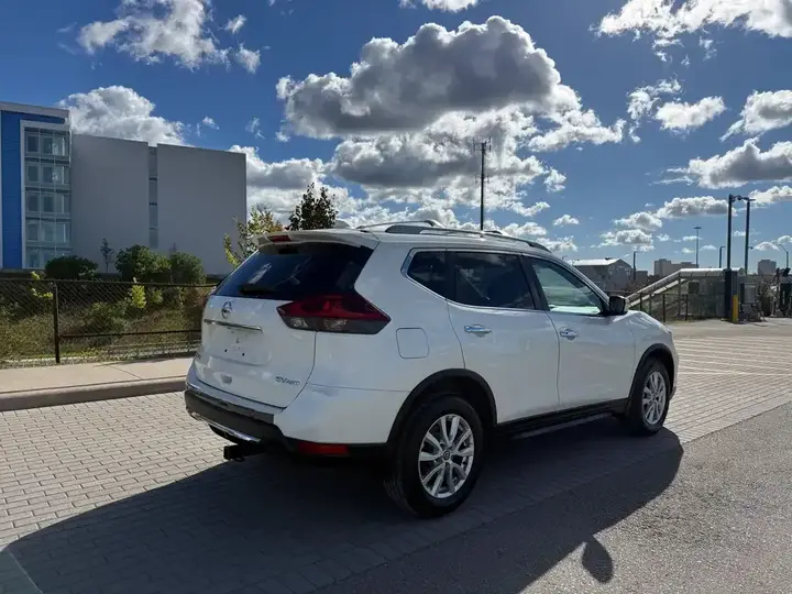 Nissan Rogue 2018 photo 5