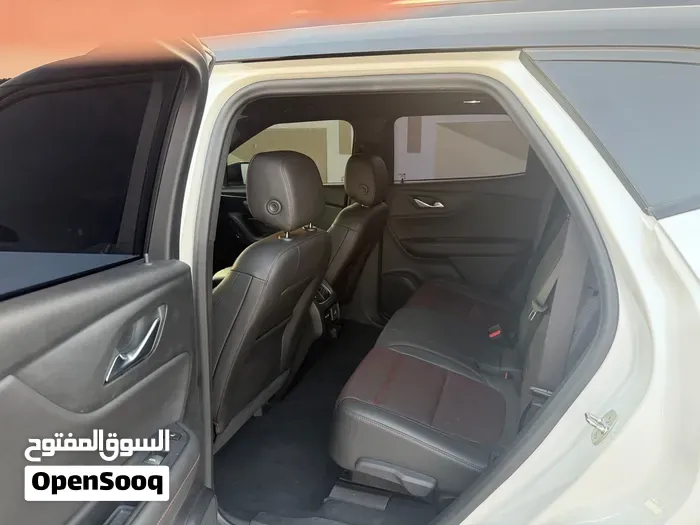 Chevrolet Blazer 2022 photo 3
