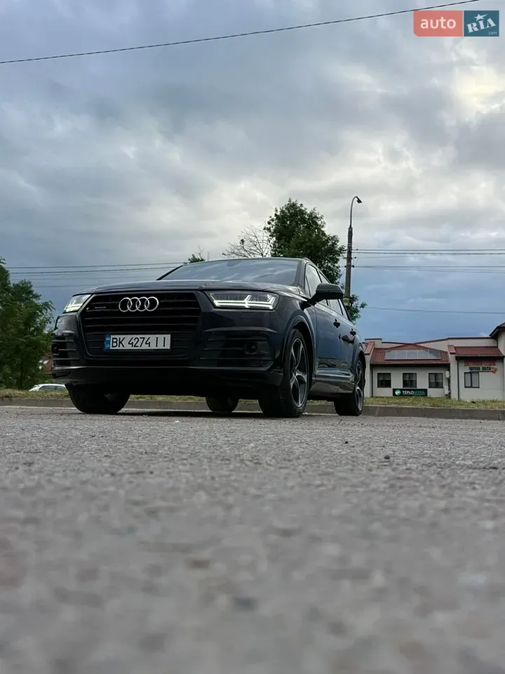Audi Q7 2018 photo 5