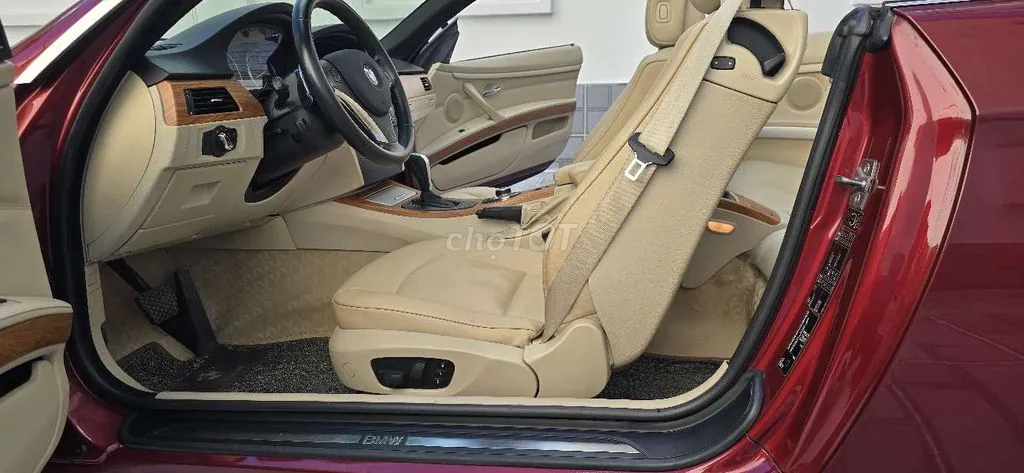 BMW 3 Series 2012 photo 5
