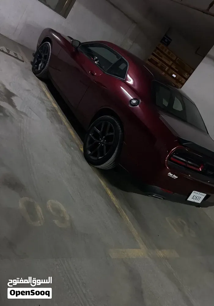 Dodge Challenger 2022 photo 2