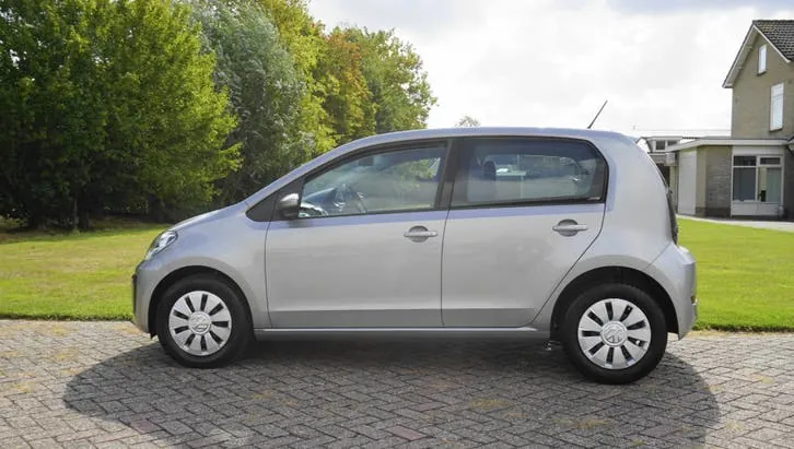 Volkswagen Up 2020 photo 3