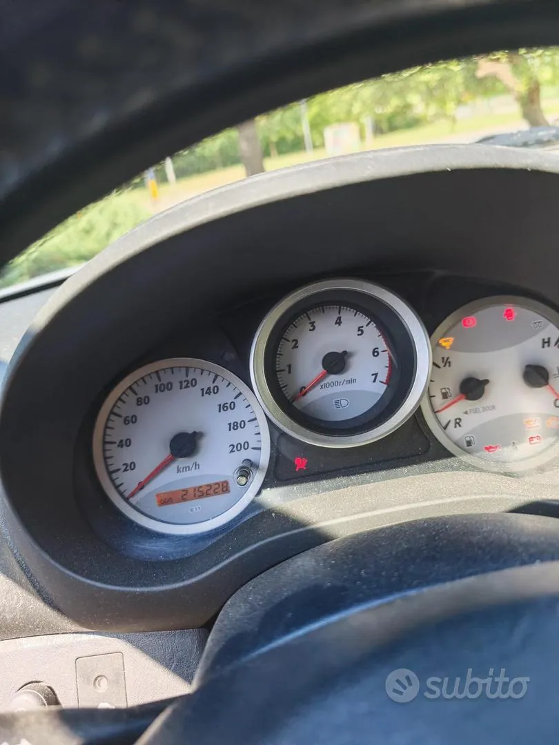 Toyota Rav4 2005 photo 5