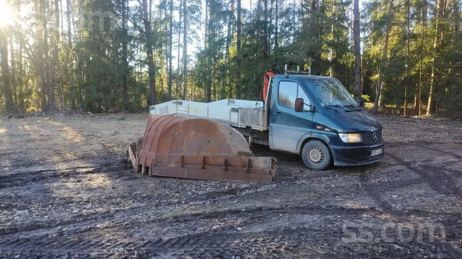 Mercedes-Benz Sprinter 1998 photo 2