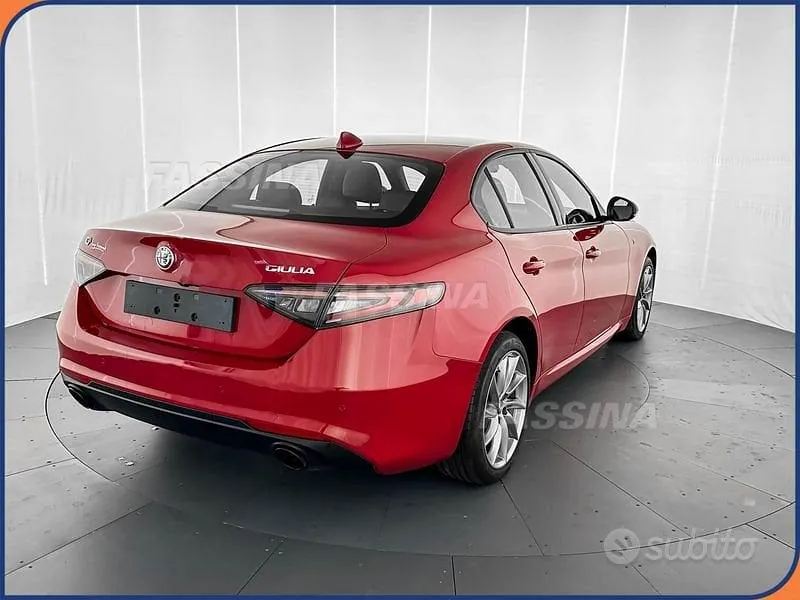 Alfa Romeo Giulia 2023 photo 4