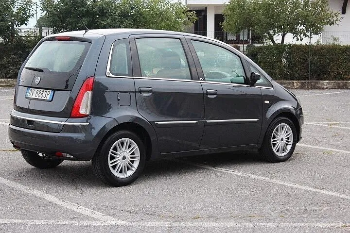 Lancia Musa 2009 photo 5